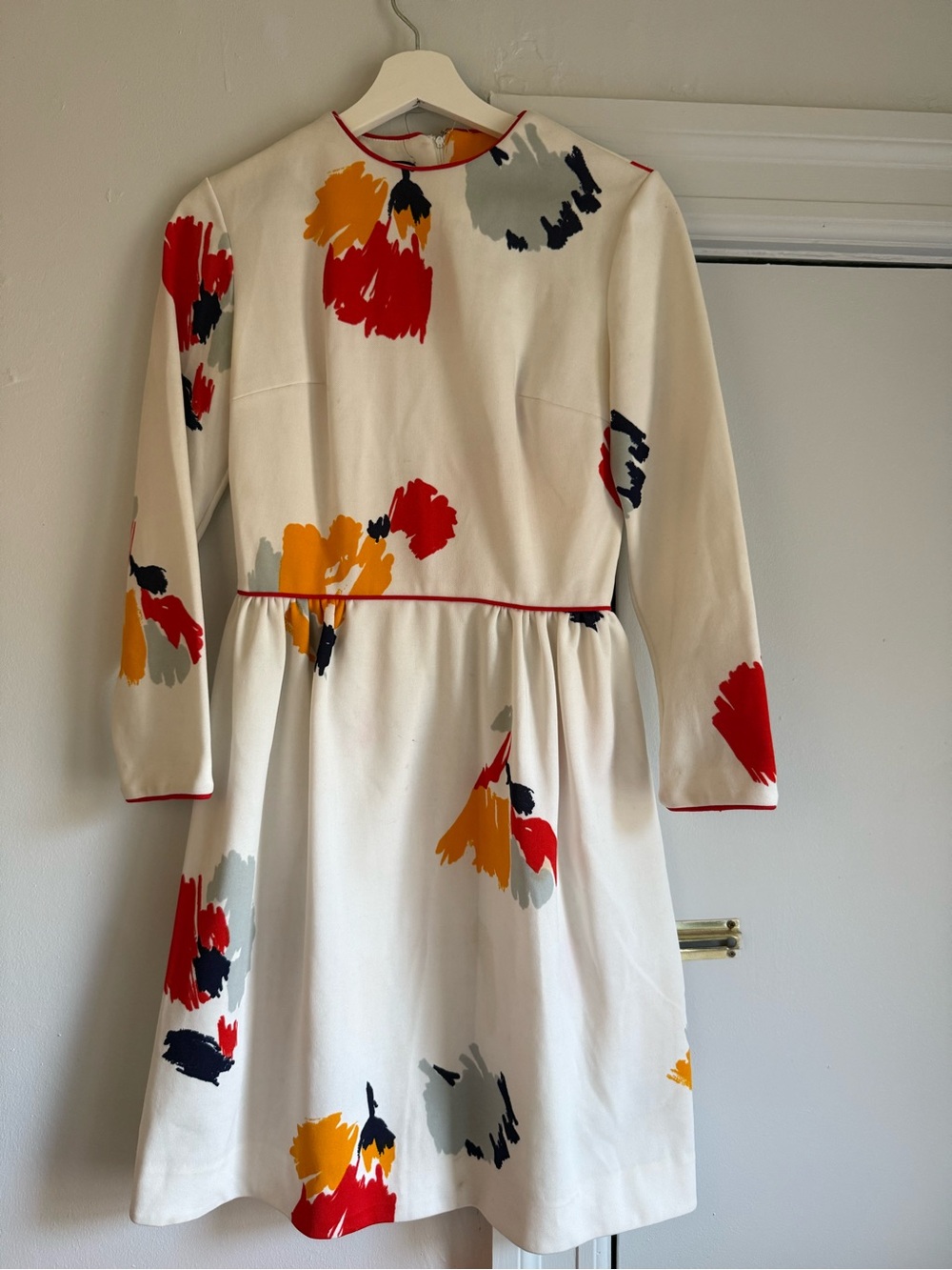 Vintage Cream Floral Print Long Sleeve Dress with Red Trim